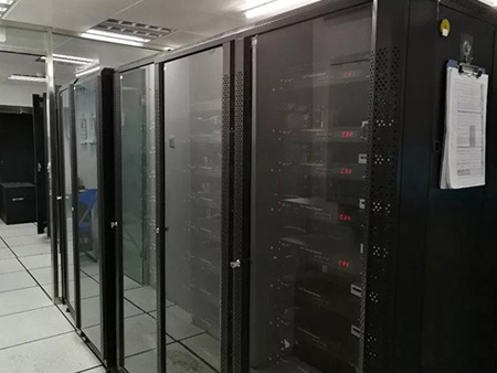 前端标准网络机柜